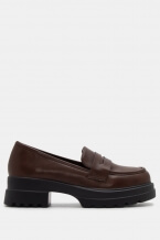 Кафяво Тъмно